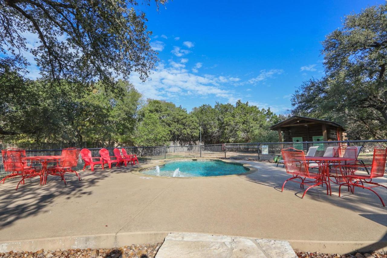 Wimberley Log Cabins Resort And Suites- Unit 6 Exterior photo